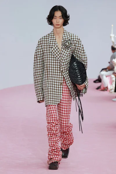 Look 52